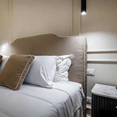 Residenza D'epoca Pontevecchio - Luxury Retrait Apartment